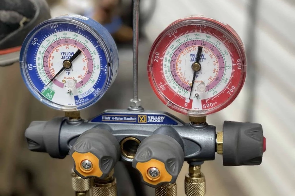 Refrigerant-gauges