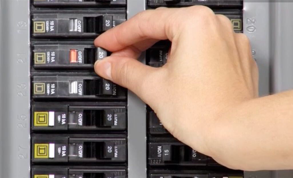 AC Maintenance: Turn off the power
