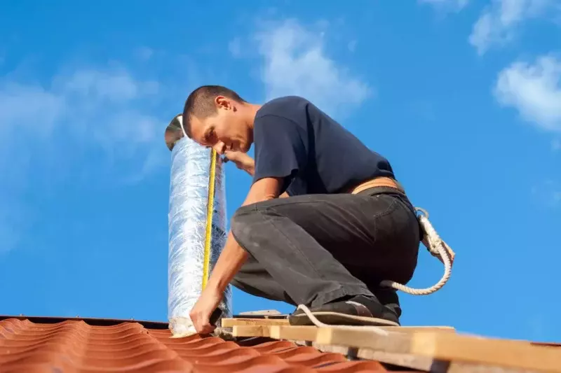 duct-insulation-installation-on-air-duct
